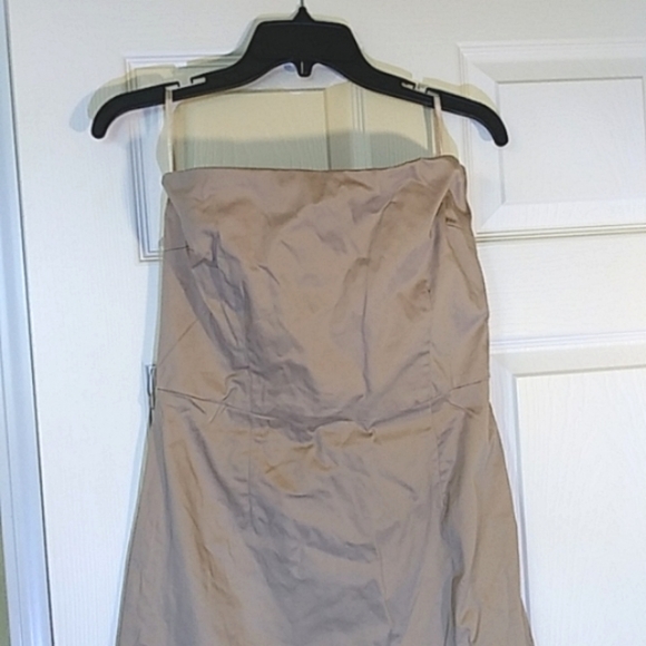 Old Navy- NWOT Khaki Strapless Dress👗w/Belt- size 10 - Picture 2 of 4